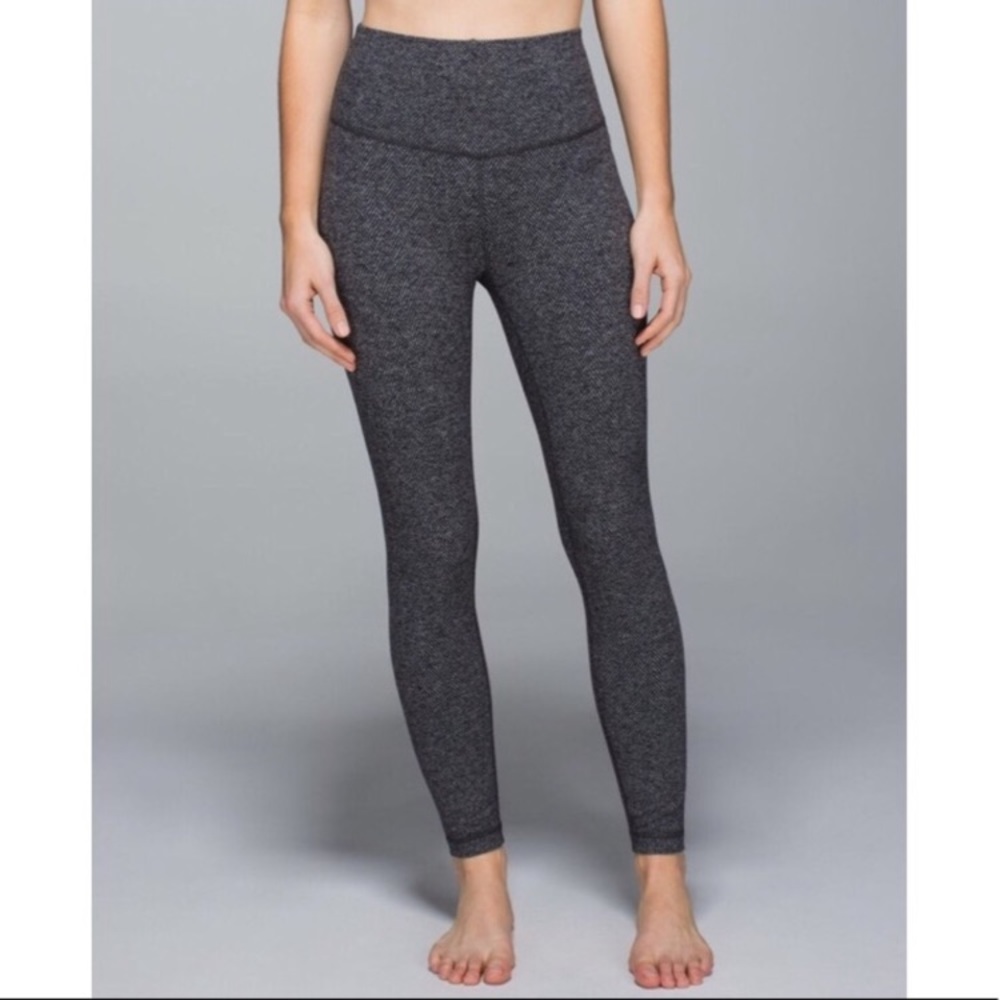 Lululemon Fast and Free Herringbone Grey Leggings